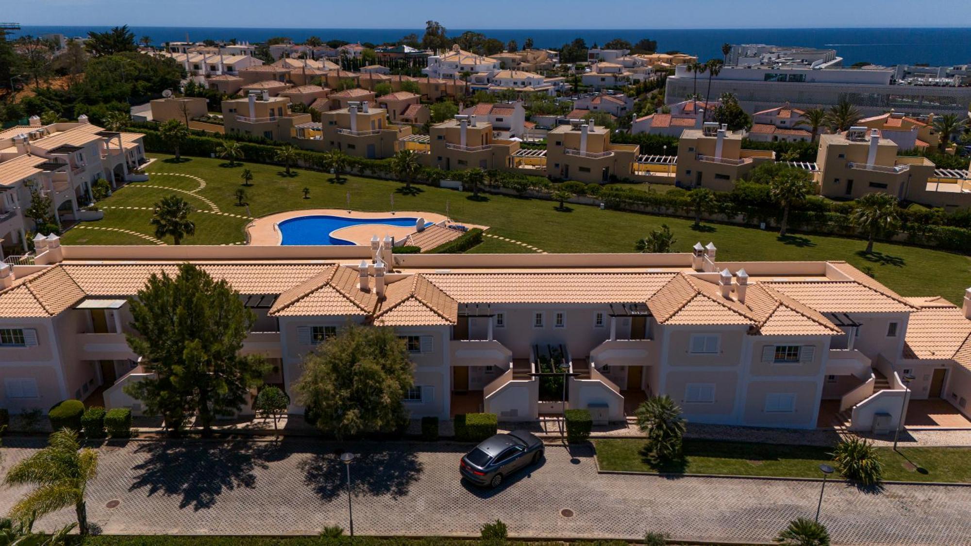 Apartamento No Condominio Baia Village Com Piscina Albufeira Exteriör bild